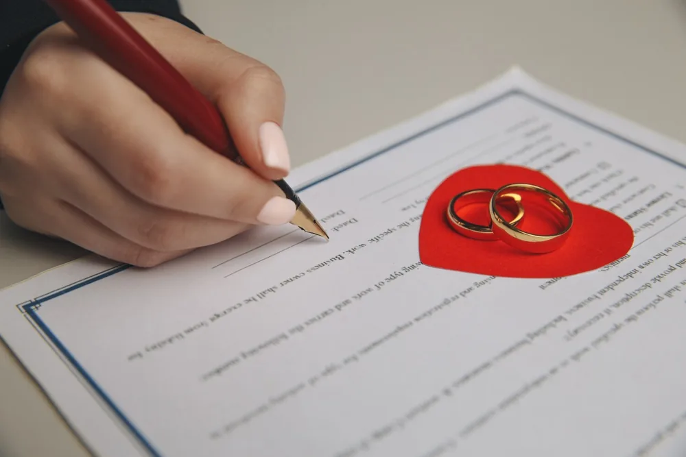 Sfeerbeeld bij beëdigde vertaling van nationaliteitsverklaring